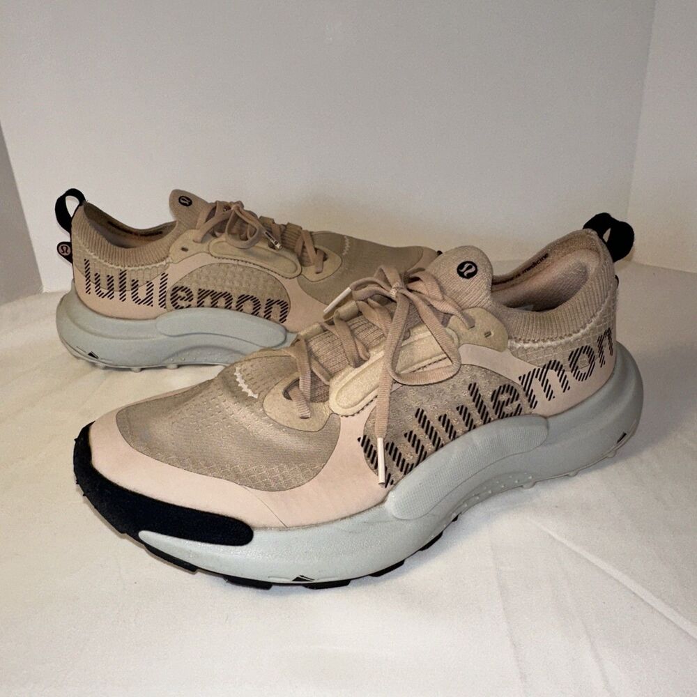 Lululemon Women’s Running Shoes 11 M Wildfeel Misty Shell Sneakers Night Moth